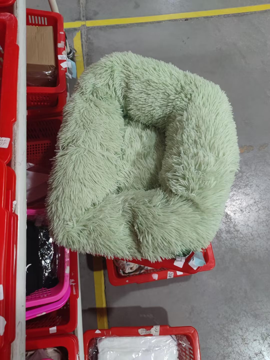 Soft Thick Plush Round Pet Bed For Comfort