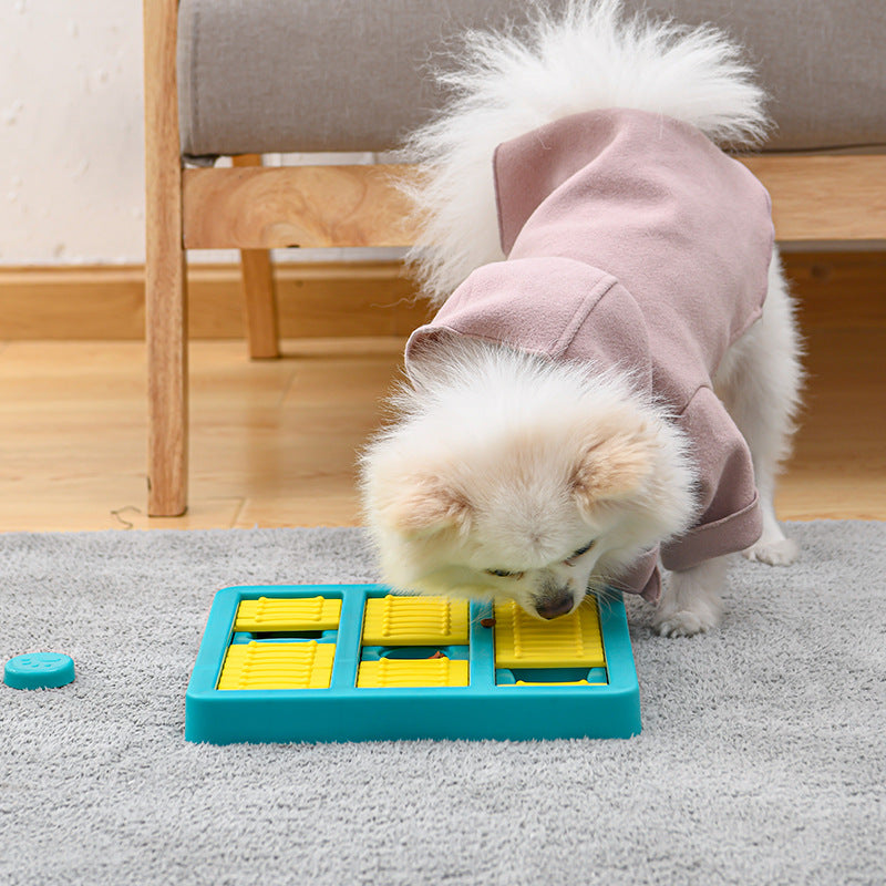 Rotating Interactive Pet Slow Feeder Treat Dispensing Toy