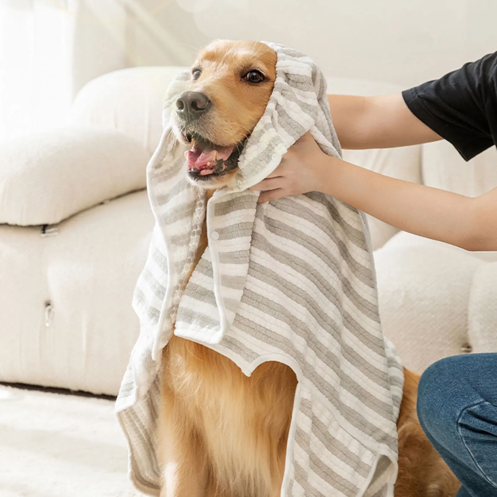 Ultra-Absorbent Pet Bath Towel Quick-Drying Thick Bathrobe Supplies