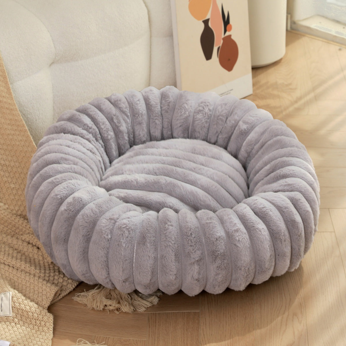 Plush Round Warm Pet Nest Bed For Winter Comfort