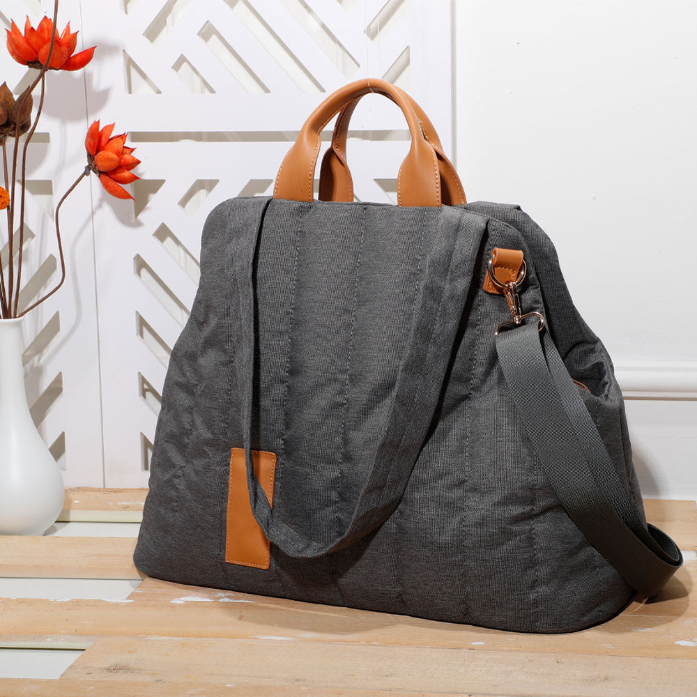 Waterproof Pet Carrier Handbag For Outdoor Travel