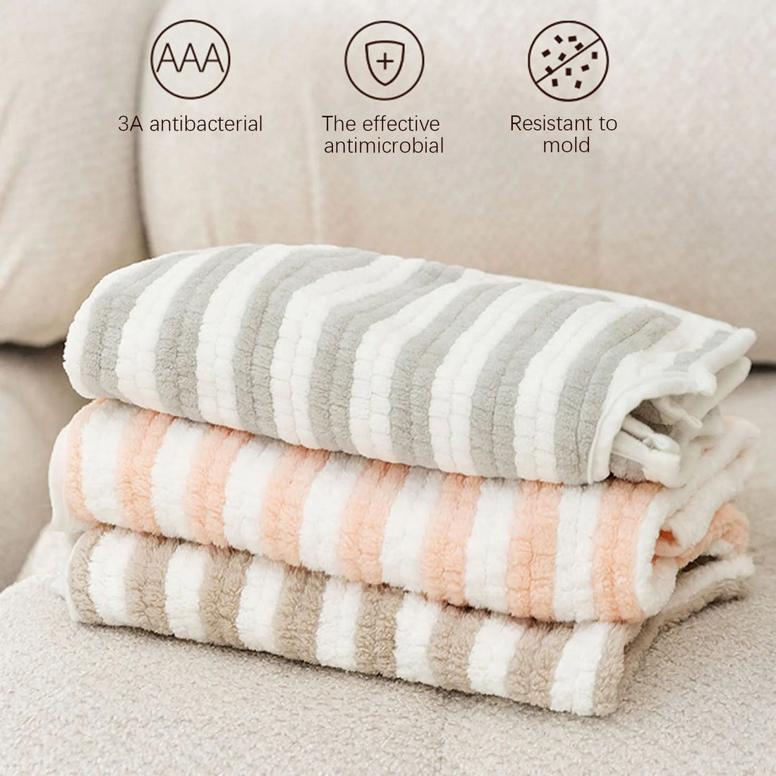 Ultra-Absorbent Pet Bath Towel Quick-Drying Thick Bathrobe Supplies